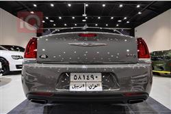 کرایسلەر 300